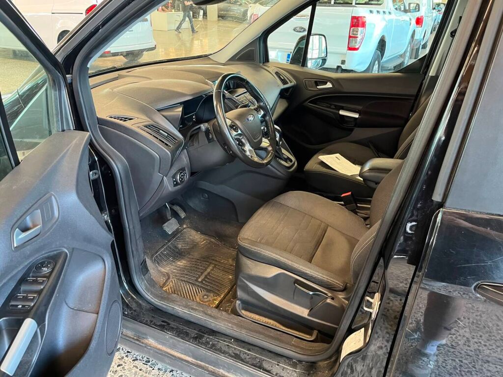 Ford Grand Tourneo Connect 2016 Musta