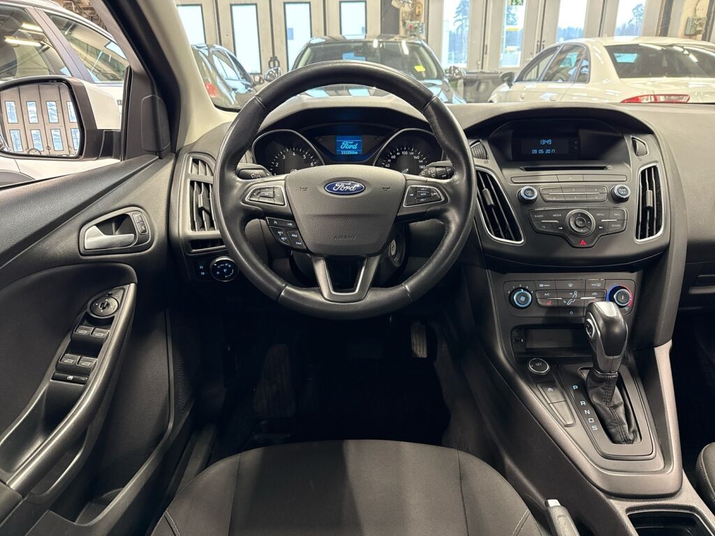 Ford Focus 2016 Valkoinen