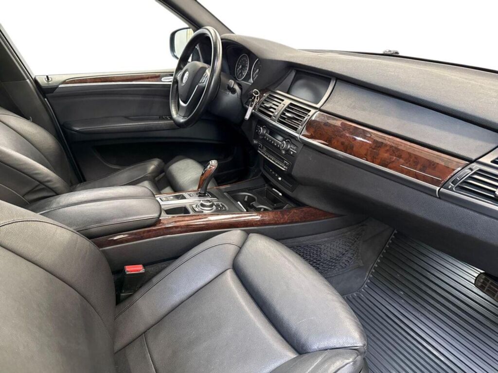 BMW X5 2010 Harmaa