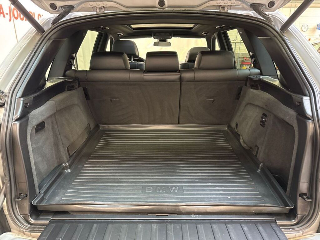 BMW X5 2010 Harmaa