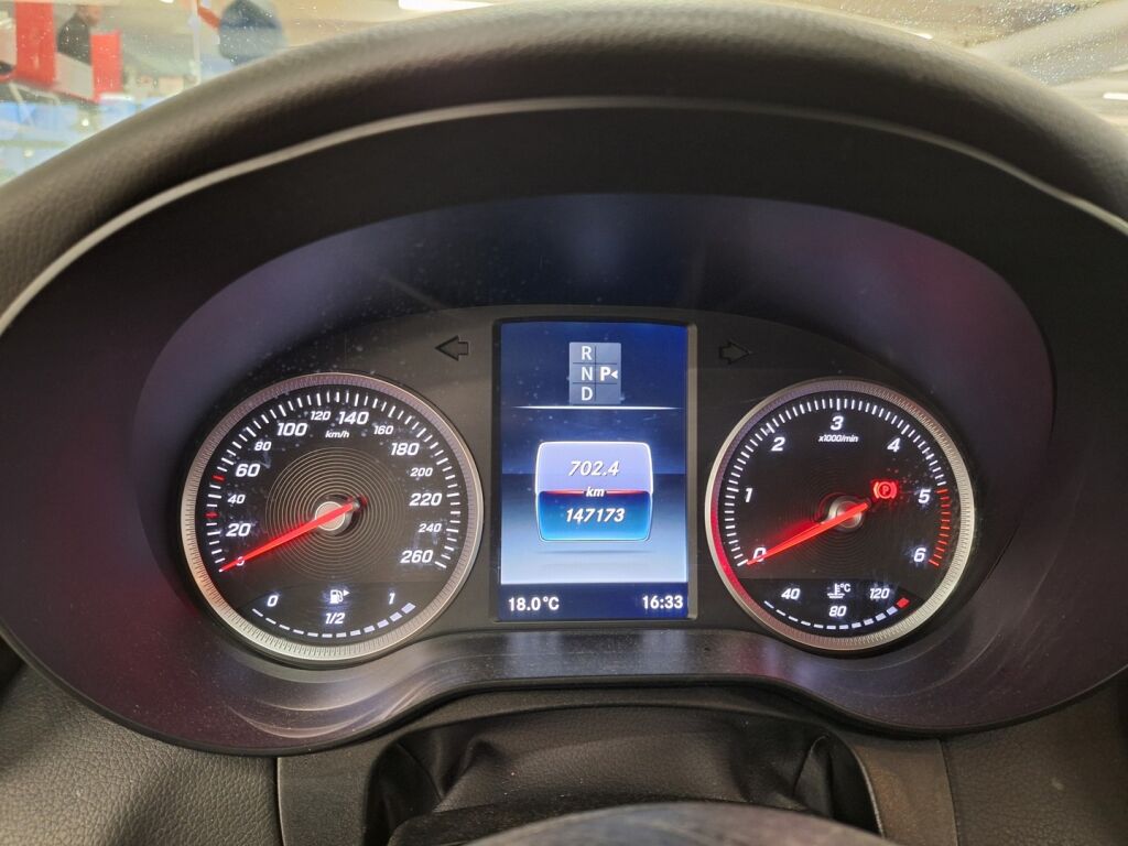 Mercedes-Benz C 2016 Harmaa