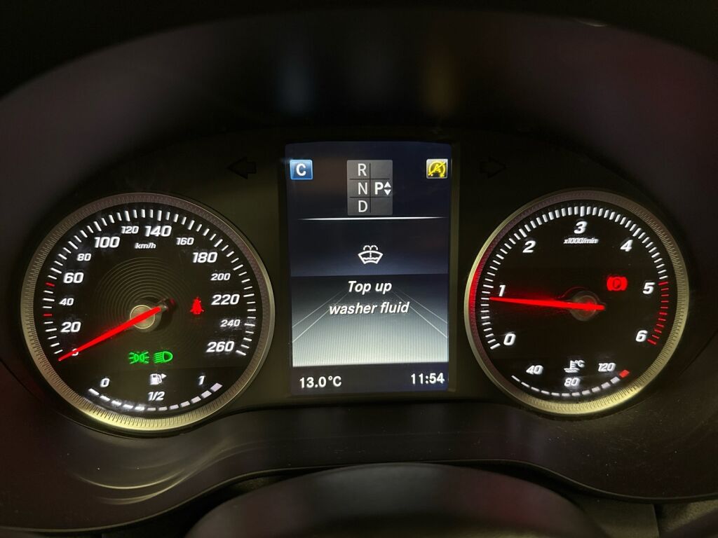 Mercedes-Benz C 2016 Harmaa