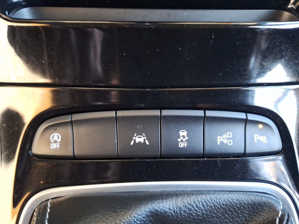 Opel Astra 2016 Hopea