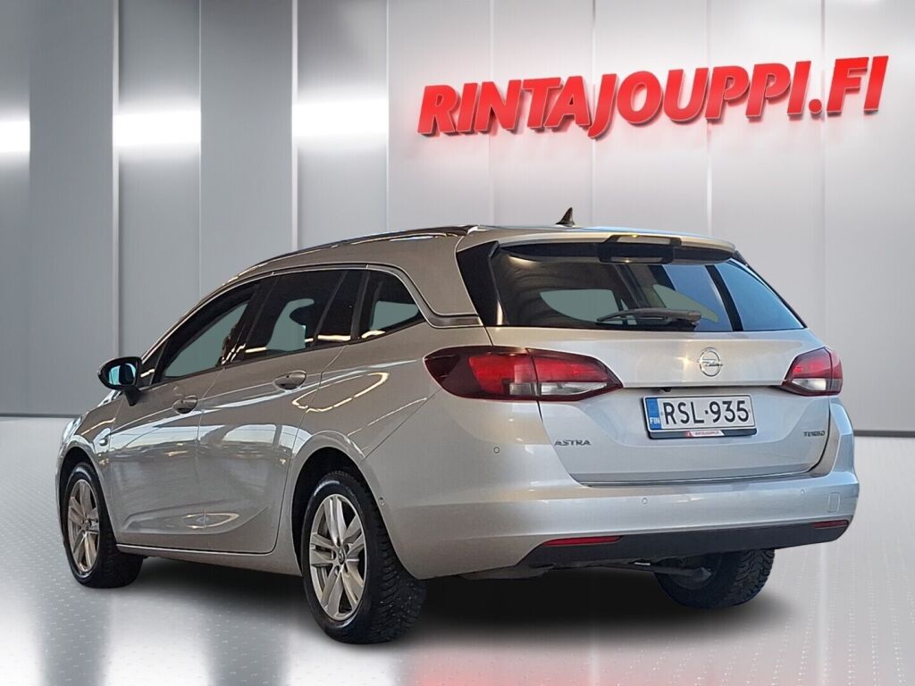 Opel Astra 2016 Hopea