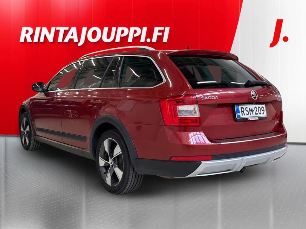 Skoda Octavia 2016 Punainen