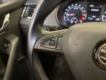 Skoda Octavia 2016 Punainen
