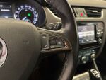 Skoda Octavia 2016 Punainen