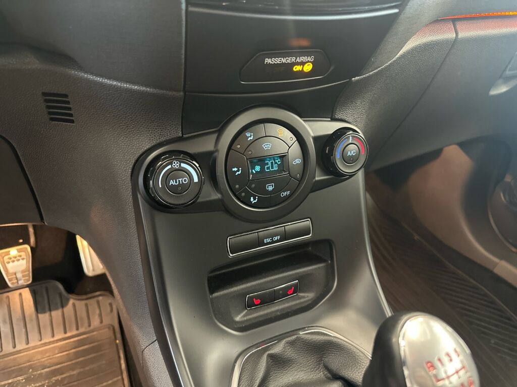 Ford Fiesta 2017 Sininen