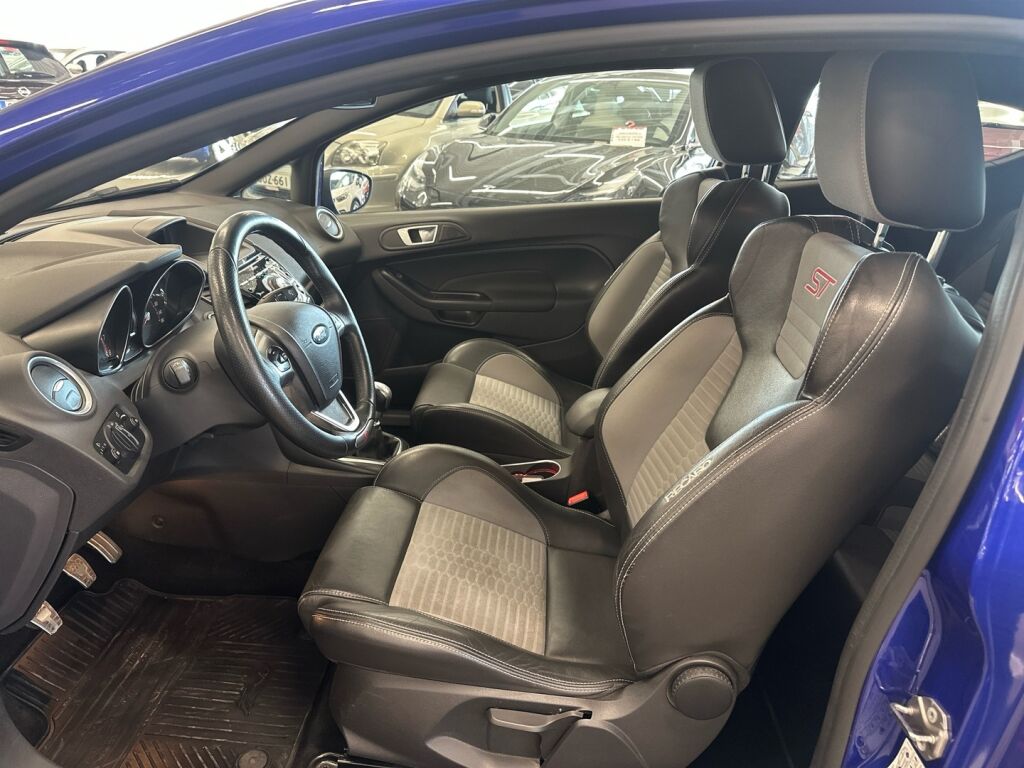 Ford Fiesta 2017 Sininen