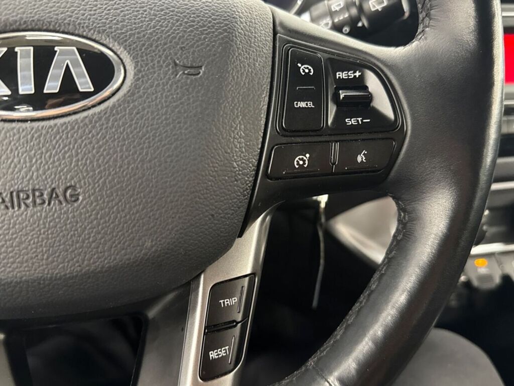 Kia Rio 2016 Sininen