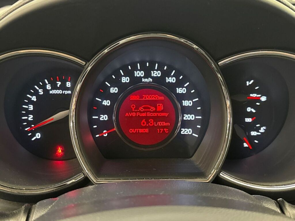 Kia Rio 2016 Sininen