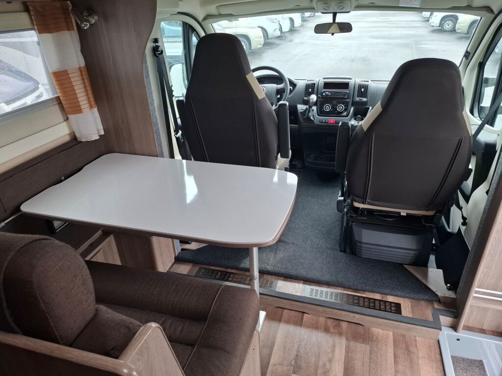 Kabe Travel Master  740T 2016 Valkoinen