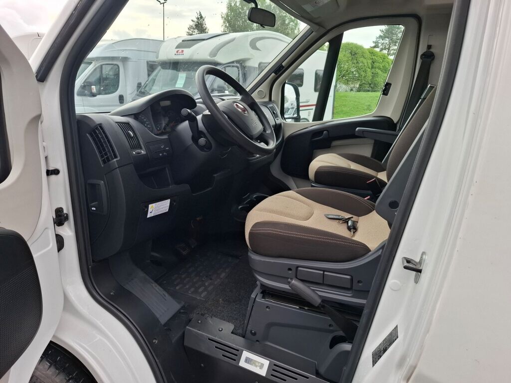Kabe Travel Master  740T 2016 Valkoinen