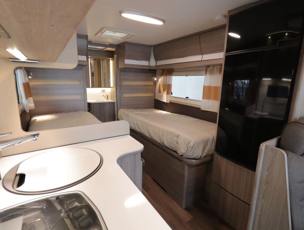 Kabe Travel Master  740T 2016 Valkoinen
