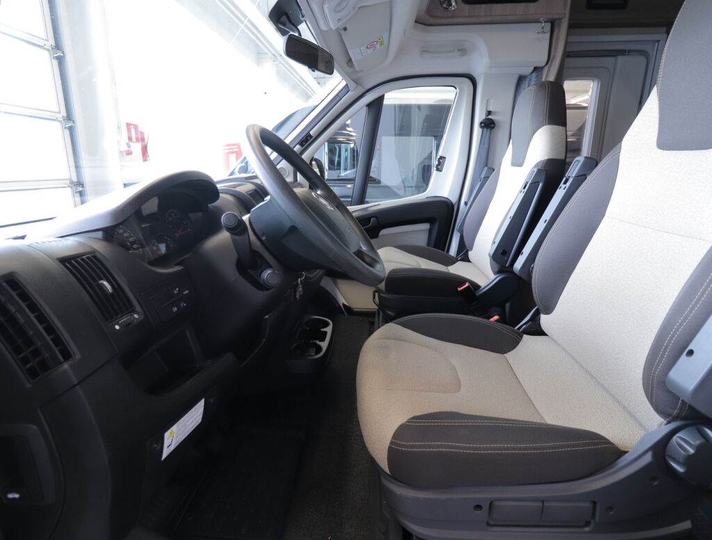 Kabe Travel Master  740T 2016 Valkoinen