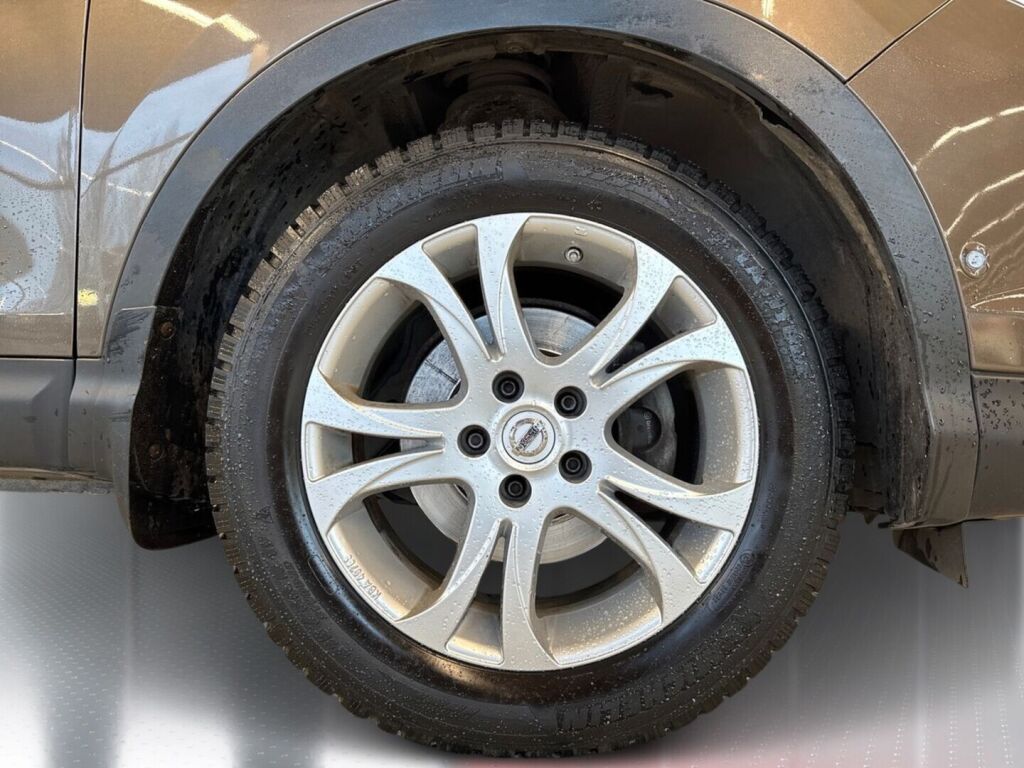 Nissan Qashqai 2016 Ruskea (beige)