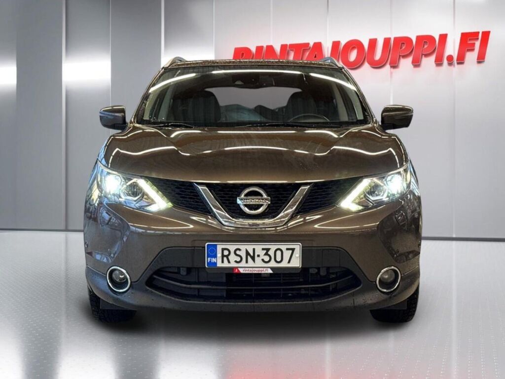 Nissan Qashqai 2016 Ruskea (beige)