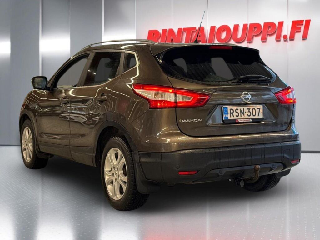 Nissan Qashqai 2016 Ruskea (beige)