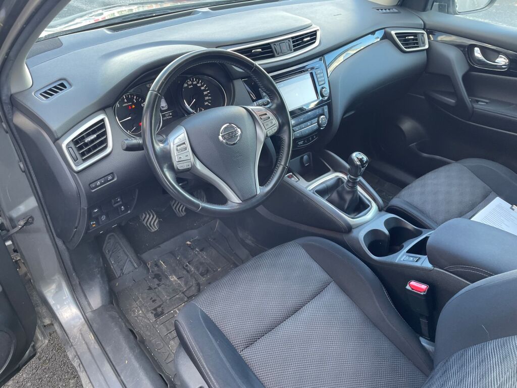 Nissan Qashqai 2016 Harmaa