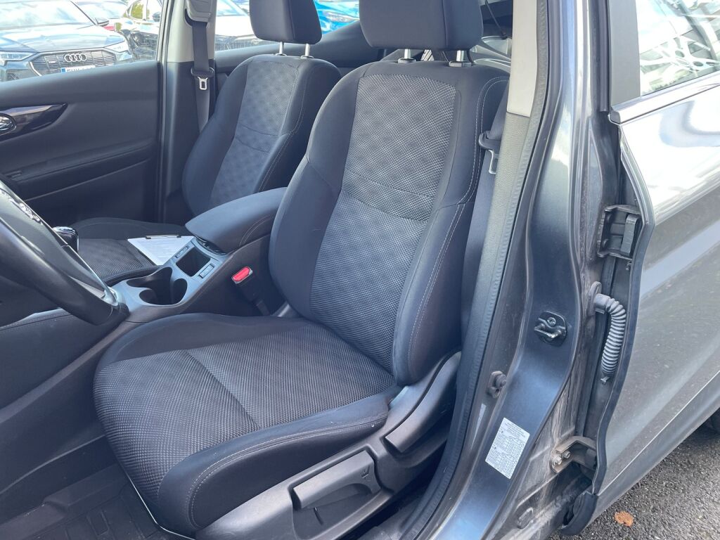 Nissan Qashqai 2016 Harmaa