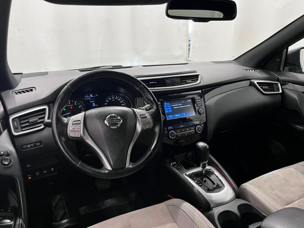 Nissan Qashqai 2016 Violetti