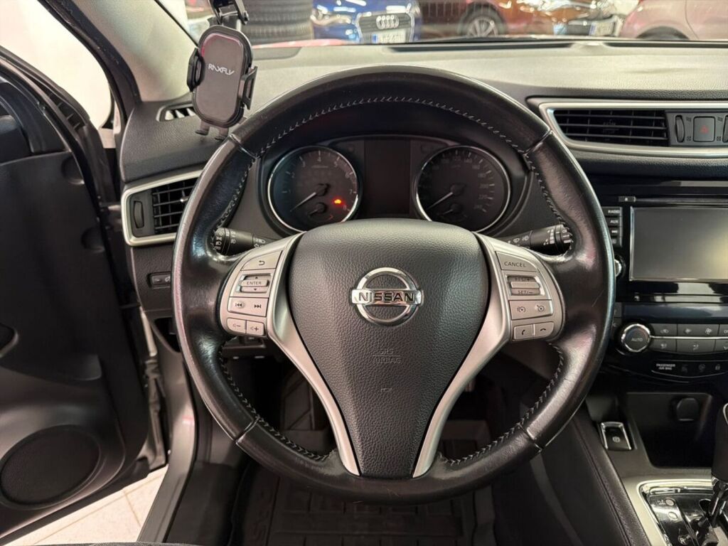 Nissan Qashqai 2016 Hopea