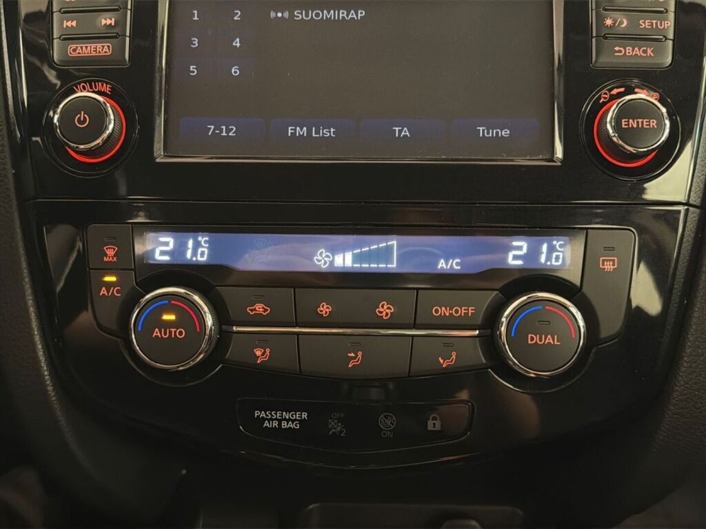 Nissan Qashqai 2016 Hopea