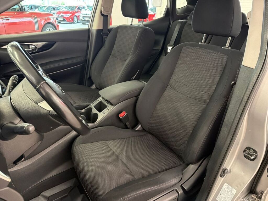 Nissan Qashqai 2016 Hopea