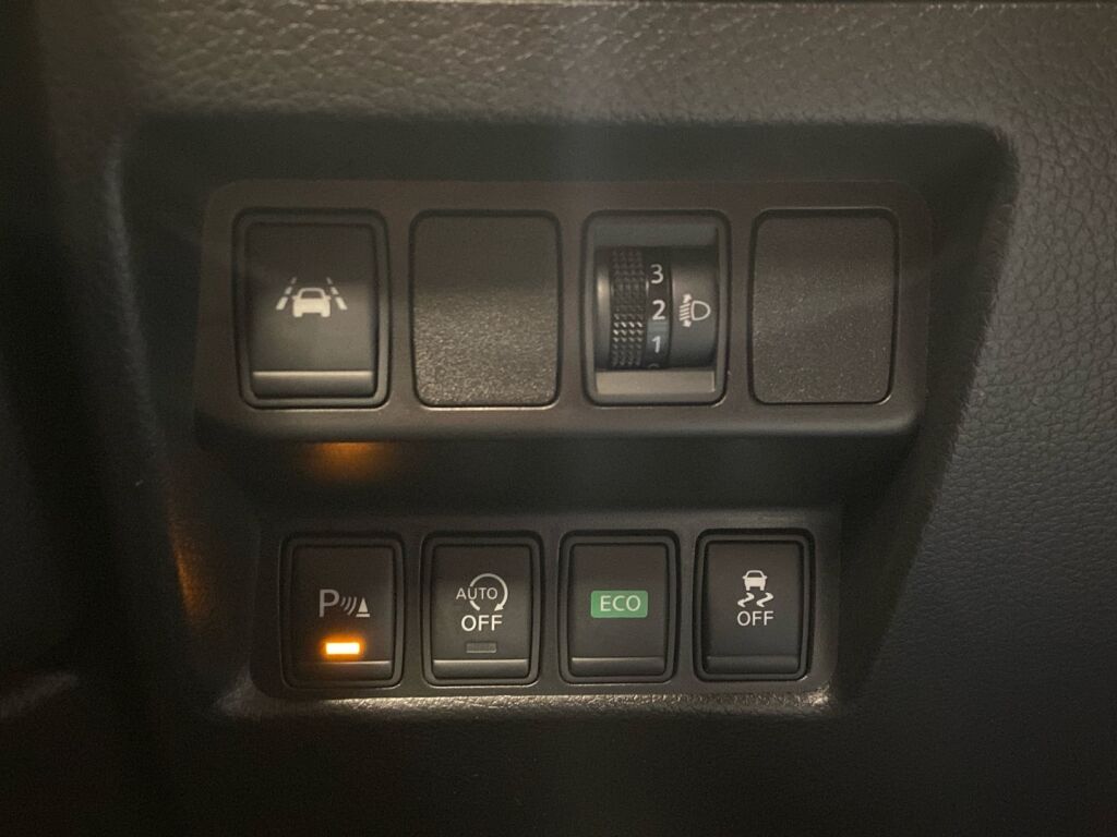 Nissan Qashqai 2016 Valkoinen