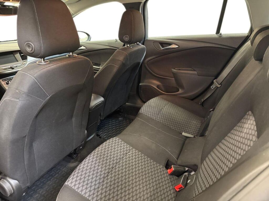 Opel Astra 2017 Ruskea (beige)