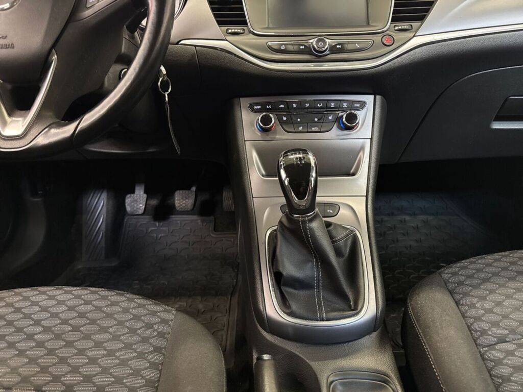 Opel Astra 2017 Ruskea (beige)