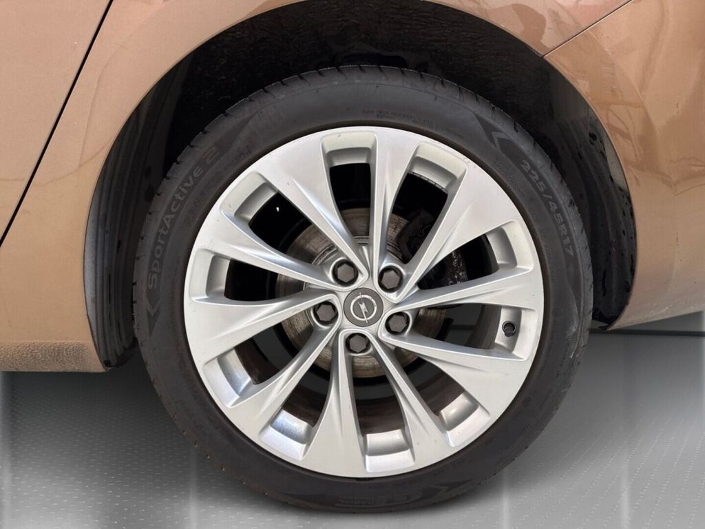 Opel Astra 2017 Ruskea (beige)