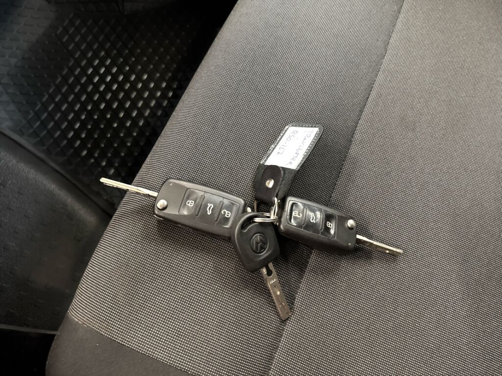 Volkswagen Transporter 2016 Musta