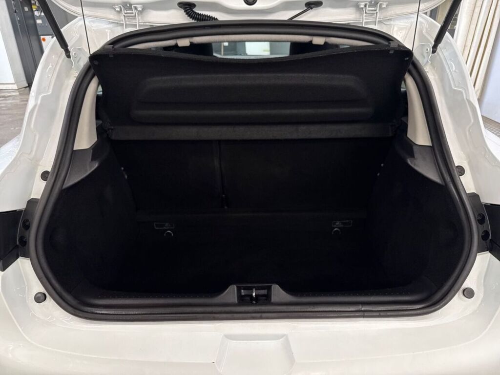 Renault Clio 2016 Valkoinen