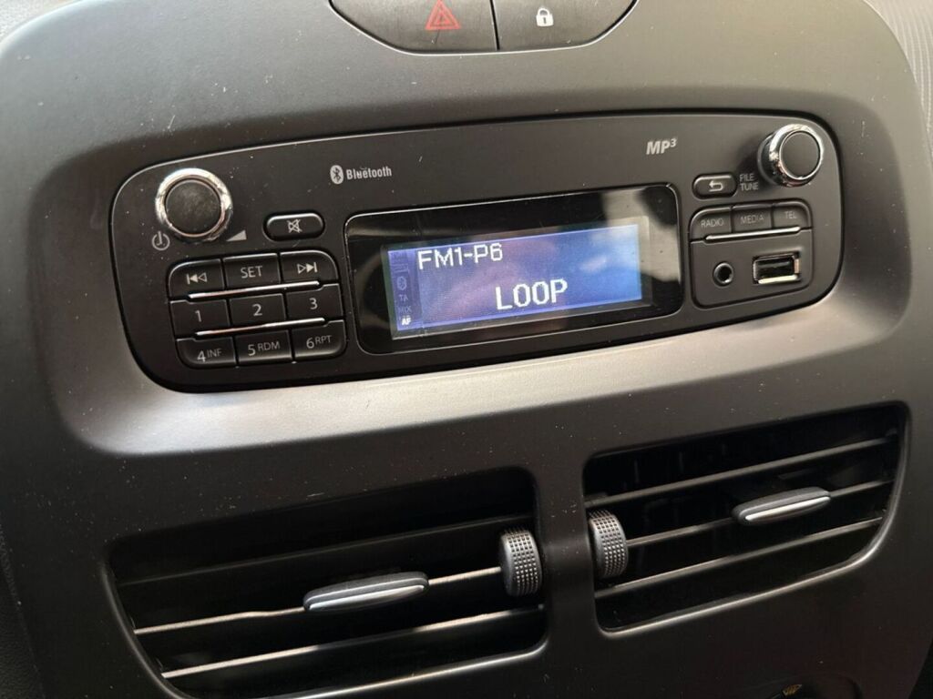 Renault Clio 2016 Valkoinen