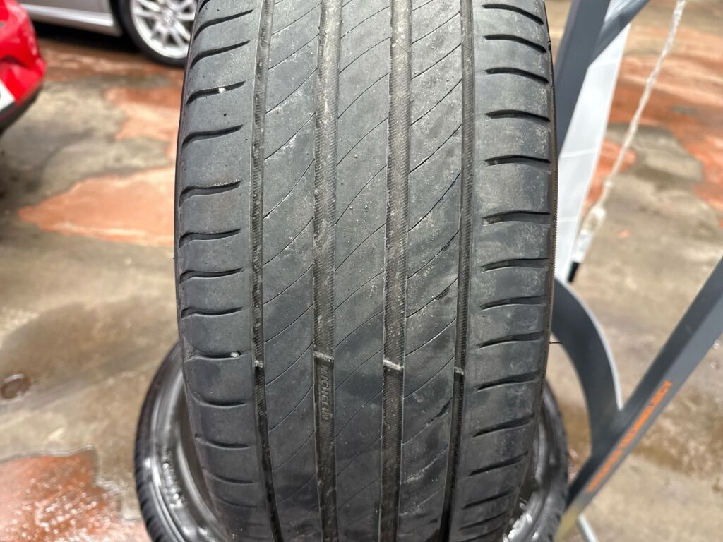 Seat Leon ST 2016 Punainen