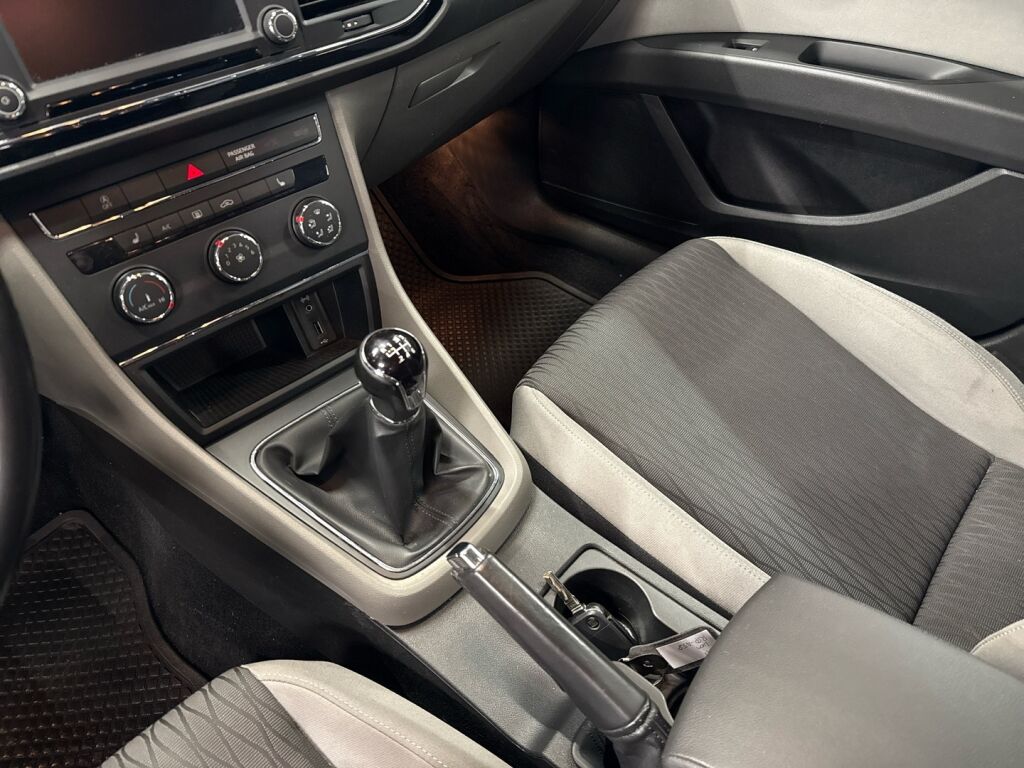 Seat Leon ST 2016 Punainen