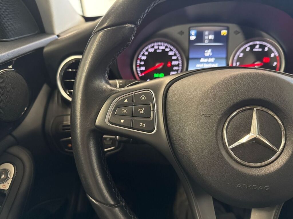 Mercedes-Benz C 2017 Valkoinen
