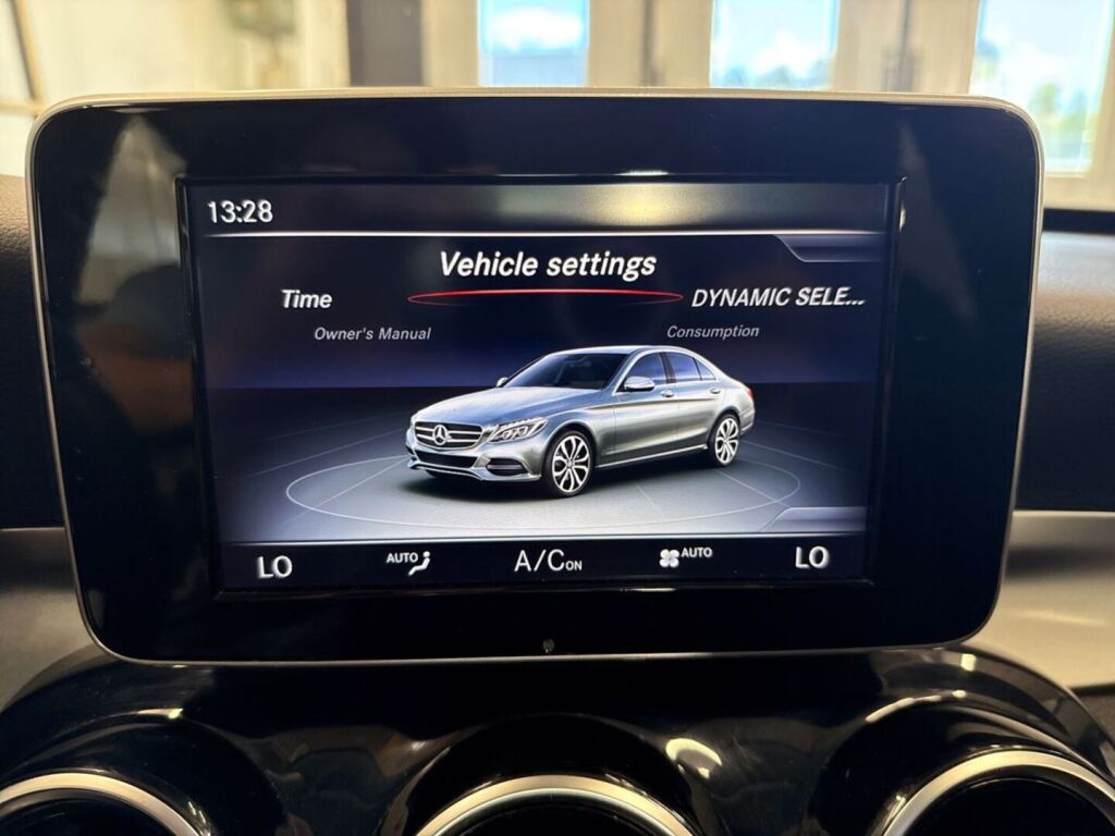 Mercedes-Benz C 2017 Valkoinen