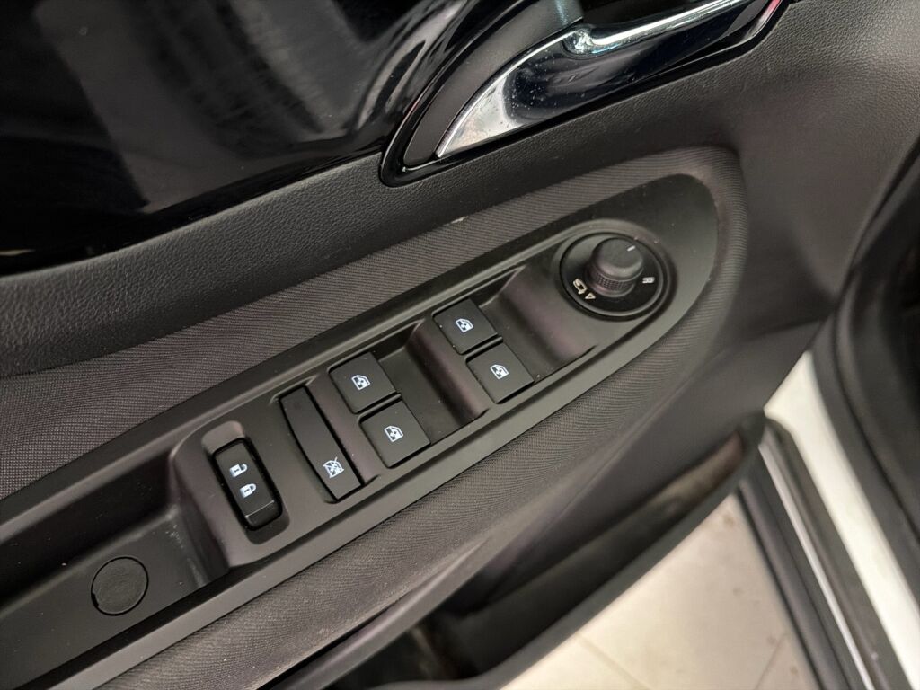 Opel Mokka 2017 Valkoinen