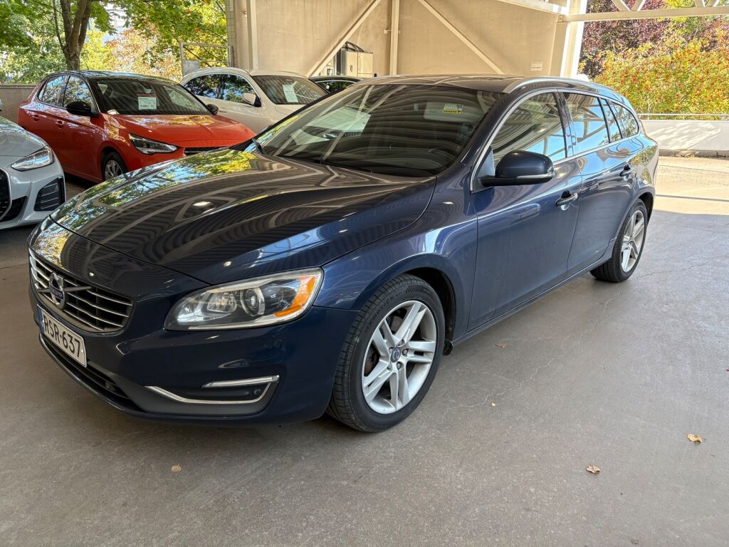 Volvo V60 2014 Sininen