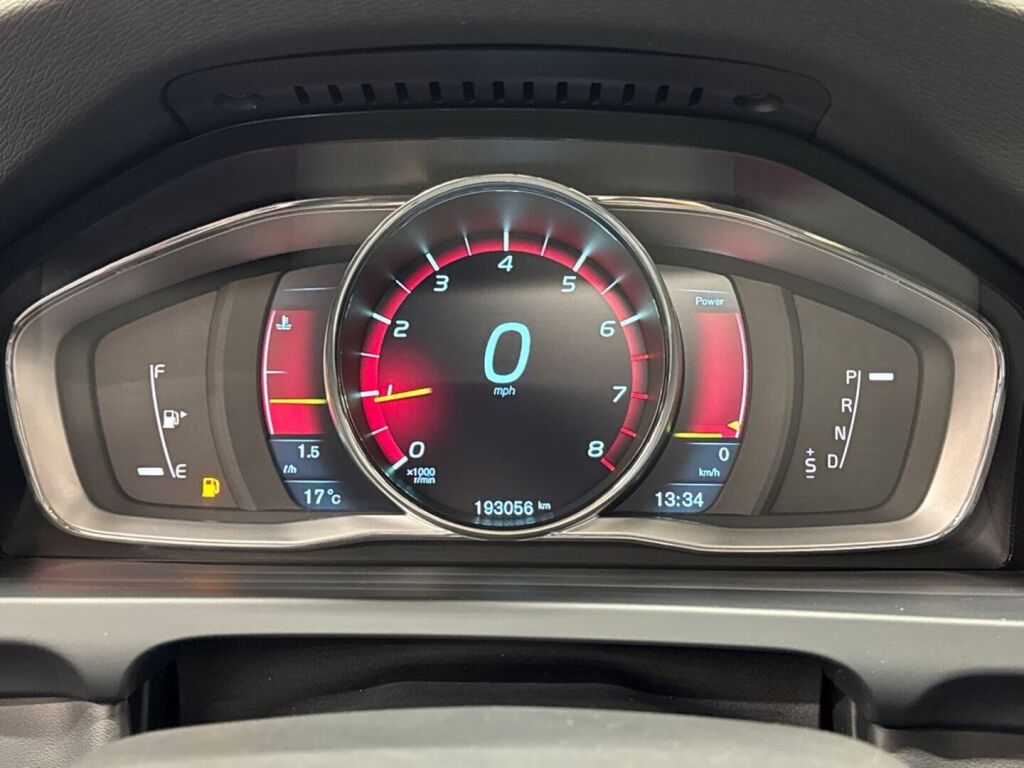 Volvo V60 2014 Sininen