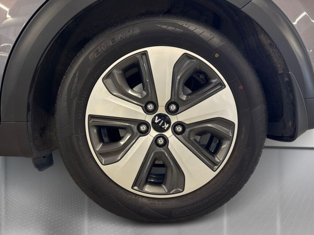 Kia Niro 2017 Harmaa