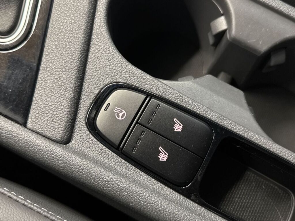 Kia Niro 2017 Harmaa
