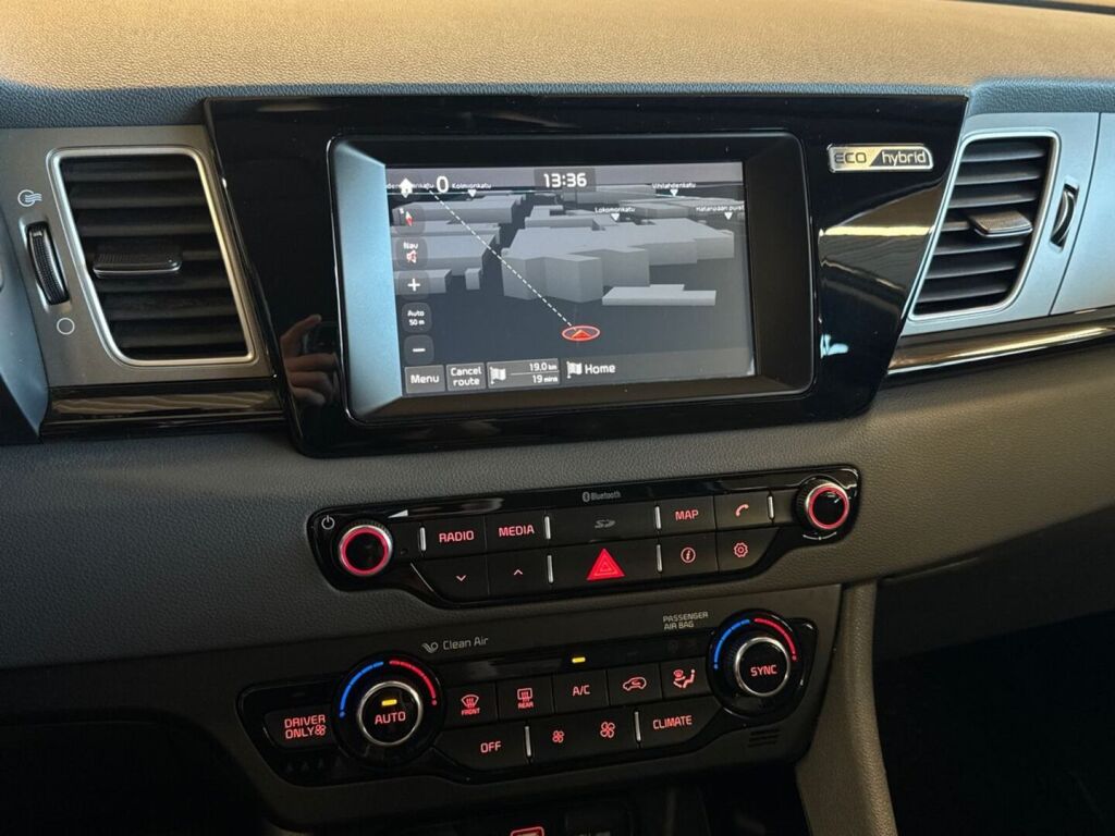Kia Niro 2017 Harmaa