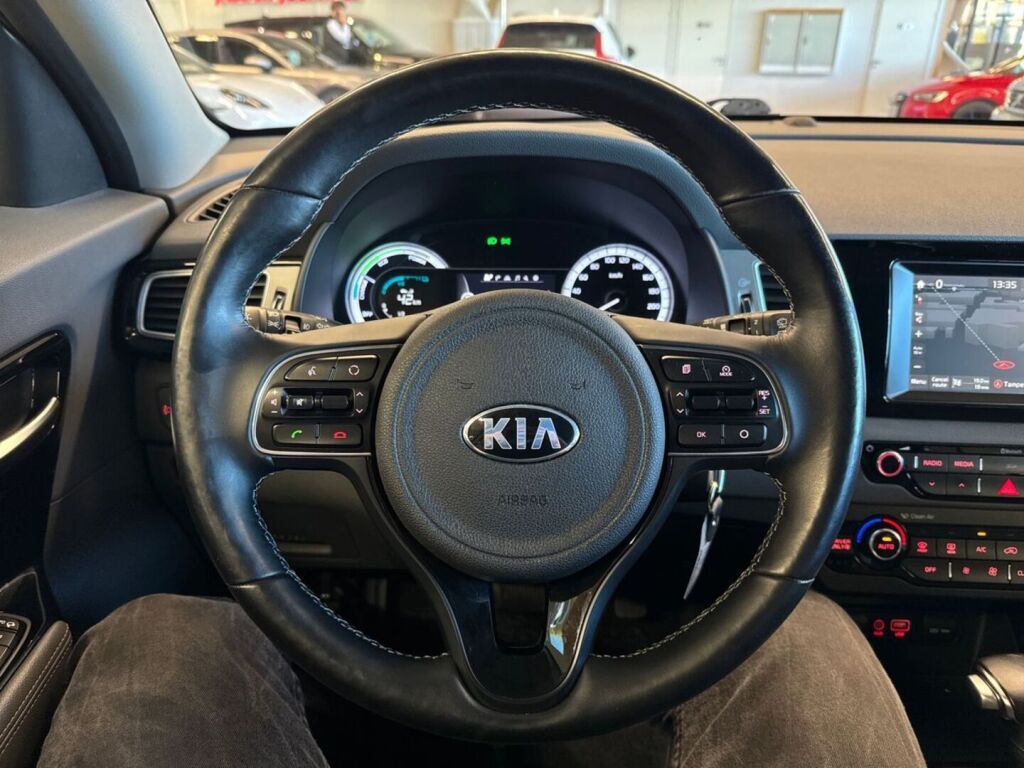 Kia Niro 2017 Harmaa