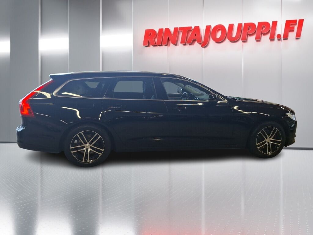 Volvo V90 2017 Musta