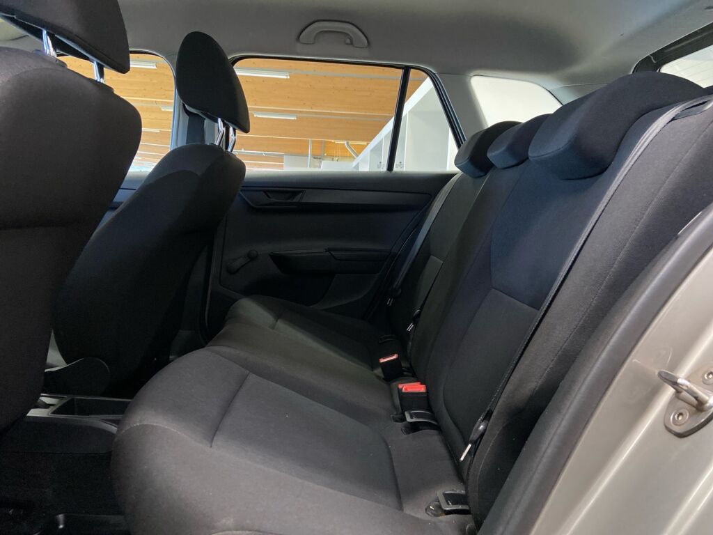 Skoda Fabia 2017 Ruskea (beige)