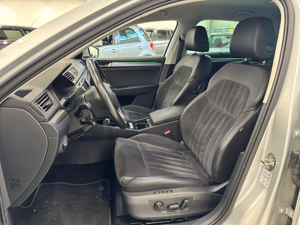 Skoda Superb 2017 Harmaa