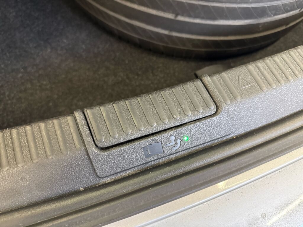 Skoda Superb 2017 Harmaa